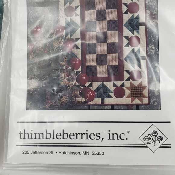 Lot of 2 Patterns Santa Samplers & Christmas Apple Table Runner Instructions - Picture 3 of 4